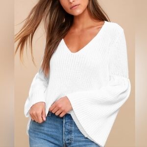 Free‎ People White Bell Sleeve V-Neck Sweater Size XS